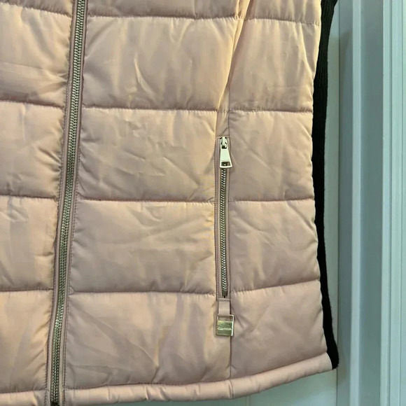 Calvin Klein Puffer Vest Performance Women’s Pink & Black Zip Up Jacket - Picture 3 of 9